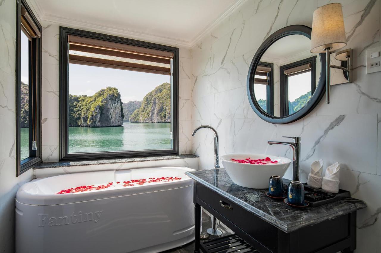 Hotel Rosy Cruises Ha Long Exteriér fotografie